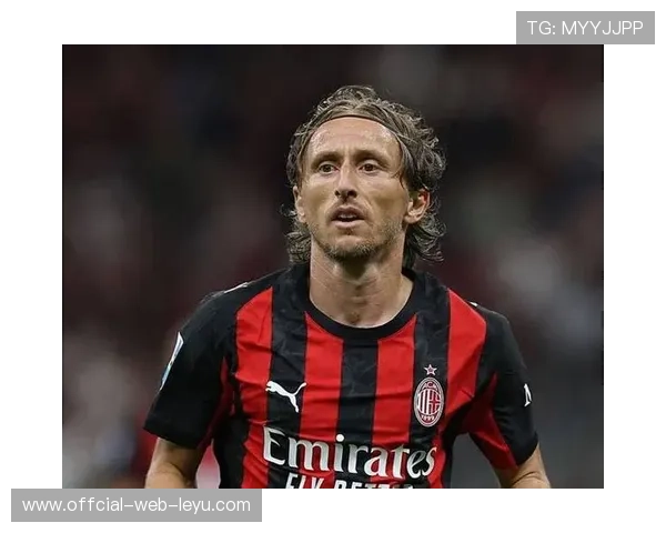 琼阿梅尼与莫德里奇对比：经验差距如何影响中场角色与结构